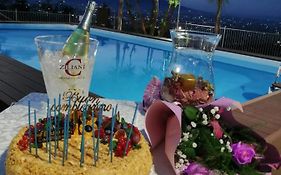 Villa Mola Bed And Breakfast